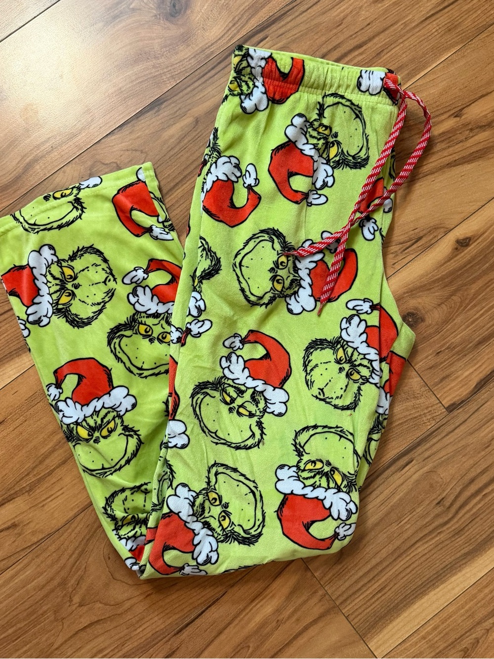 Women’s Holiday Character Pajama Pants - Bright Green with Red Accents